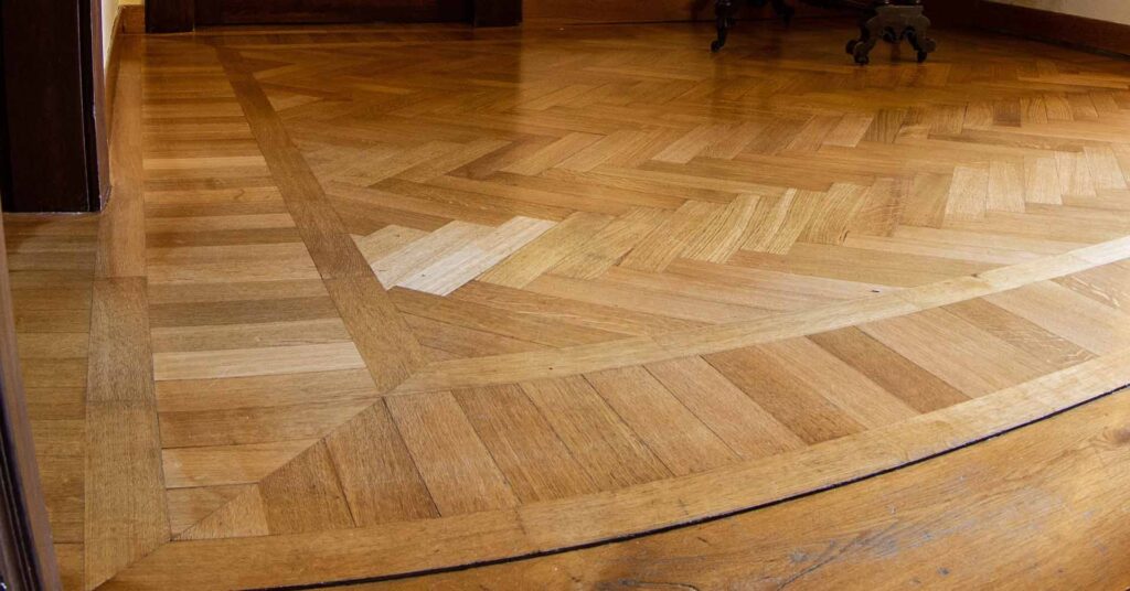 posa parquet con fascia e bindello